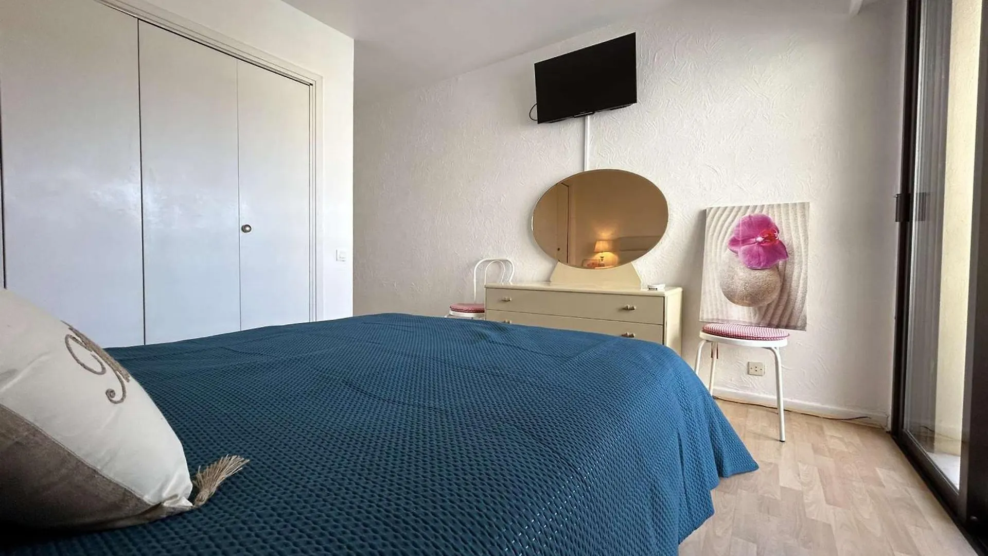 Appartement 2 Pieces Sainte-Maxime Proche Plage Avec Parking Et Climatisation - Fr-1-226-533 Франция