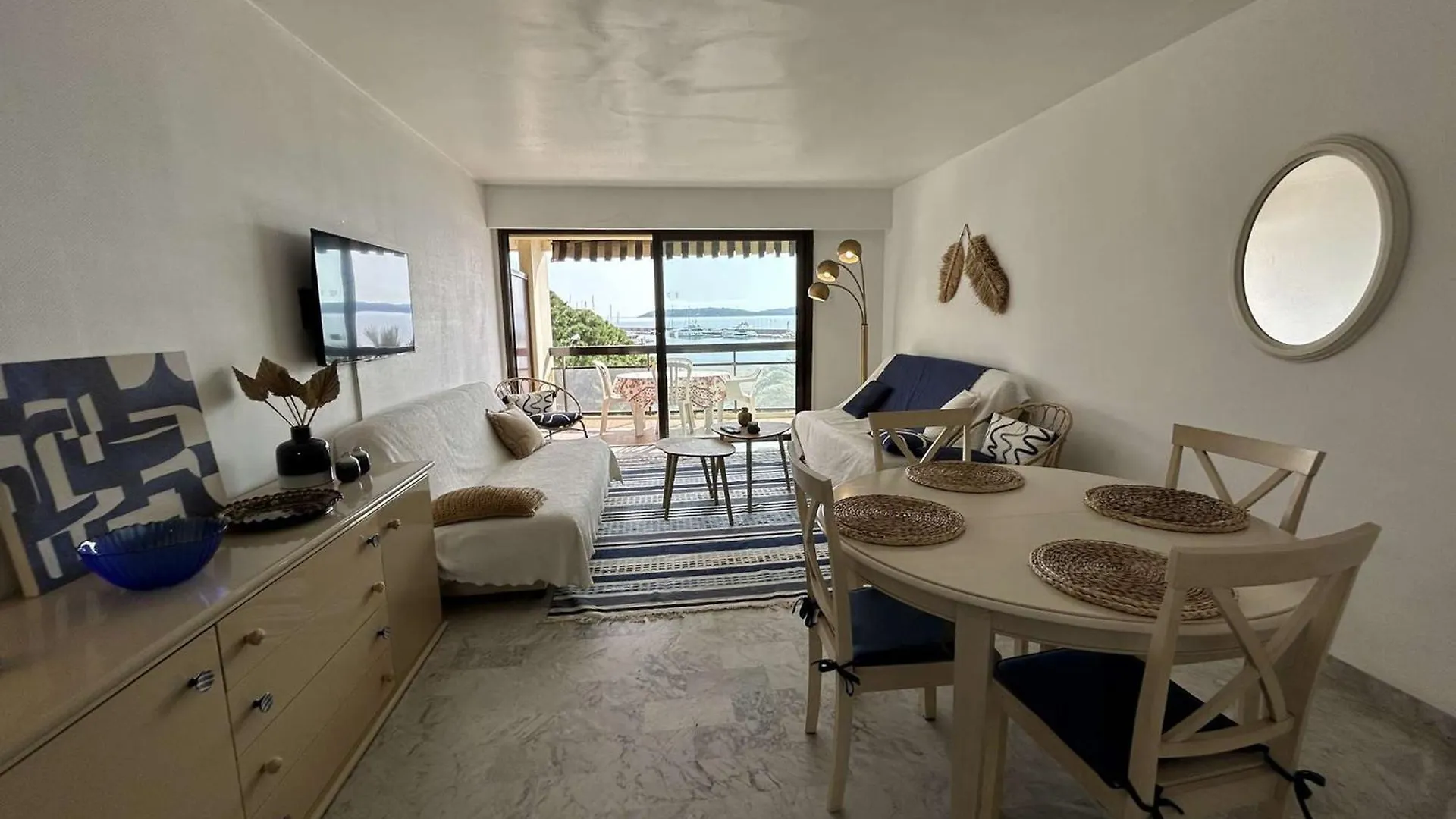 Appartement 2 Pieces Sainte-Maxime Proche Plage Avec Parking Et Climatisation - Fr-1-226-533 0*,  צרפת
